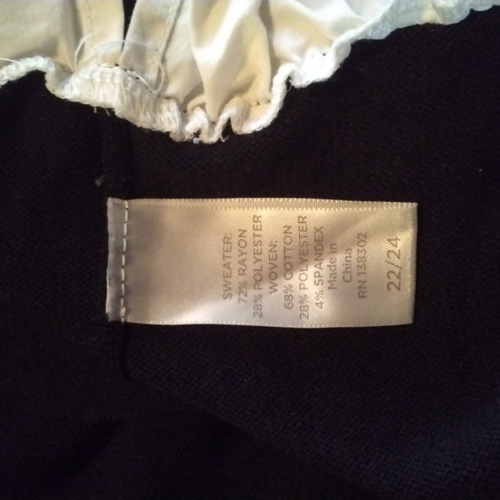 Sweater - Picture 5 of 6